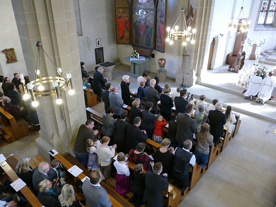 Feier der 1. Heiligen Kommunion in Sankt Crescentius (Foto: Karl-Franz Thiede)